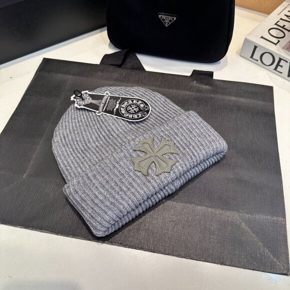 New Chrome Hearts Grey Beanie Winter Hat - Picture 6 of 8